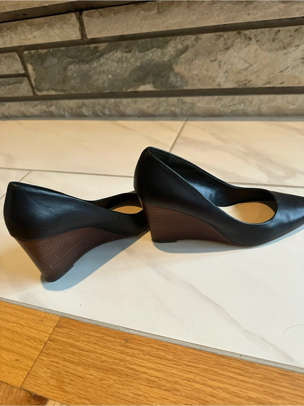 Vince Camuto Black Leather Pointed-Toe Wedge Pumps